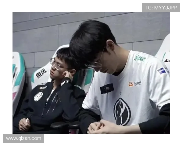 重庆篮球队的崛起之路：从默默无闻到赛场英雄的成长历程